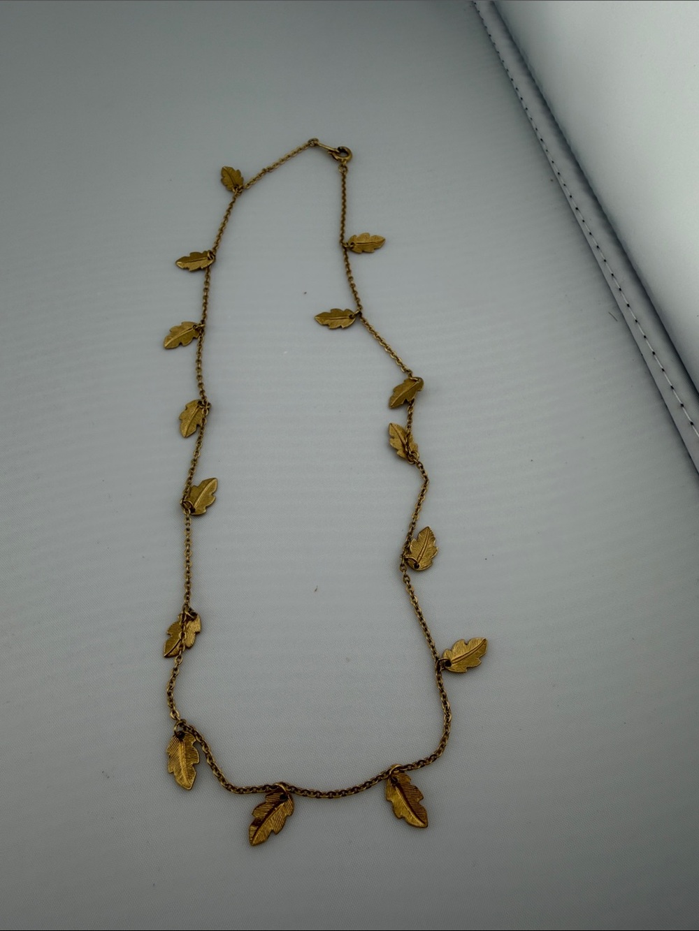 Vintage Gold-tone Leaf Charm Necklace for Women